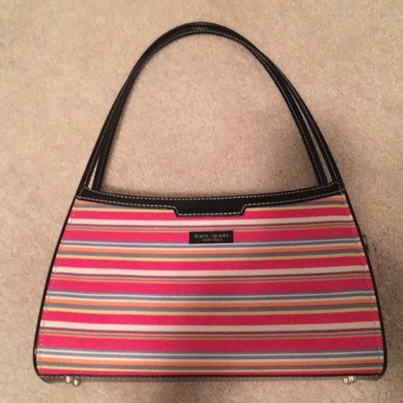kate spade Handbags - Kate Spade handbag.